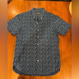 Bonobos Slim Fit Navy Palm Tree Short Sleeve Button down shirt